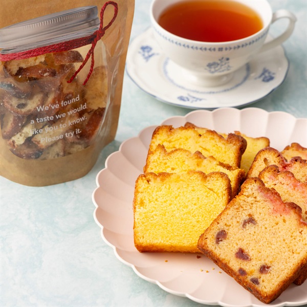 パウンドケーキとラスクのセット